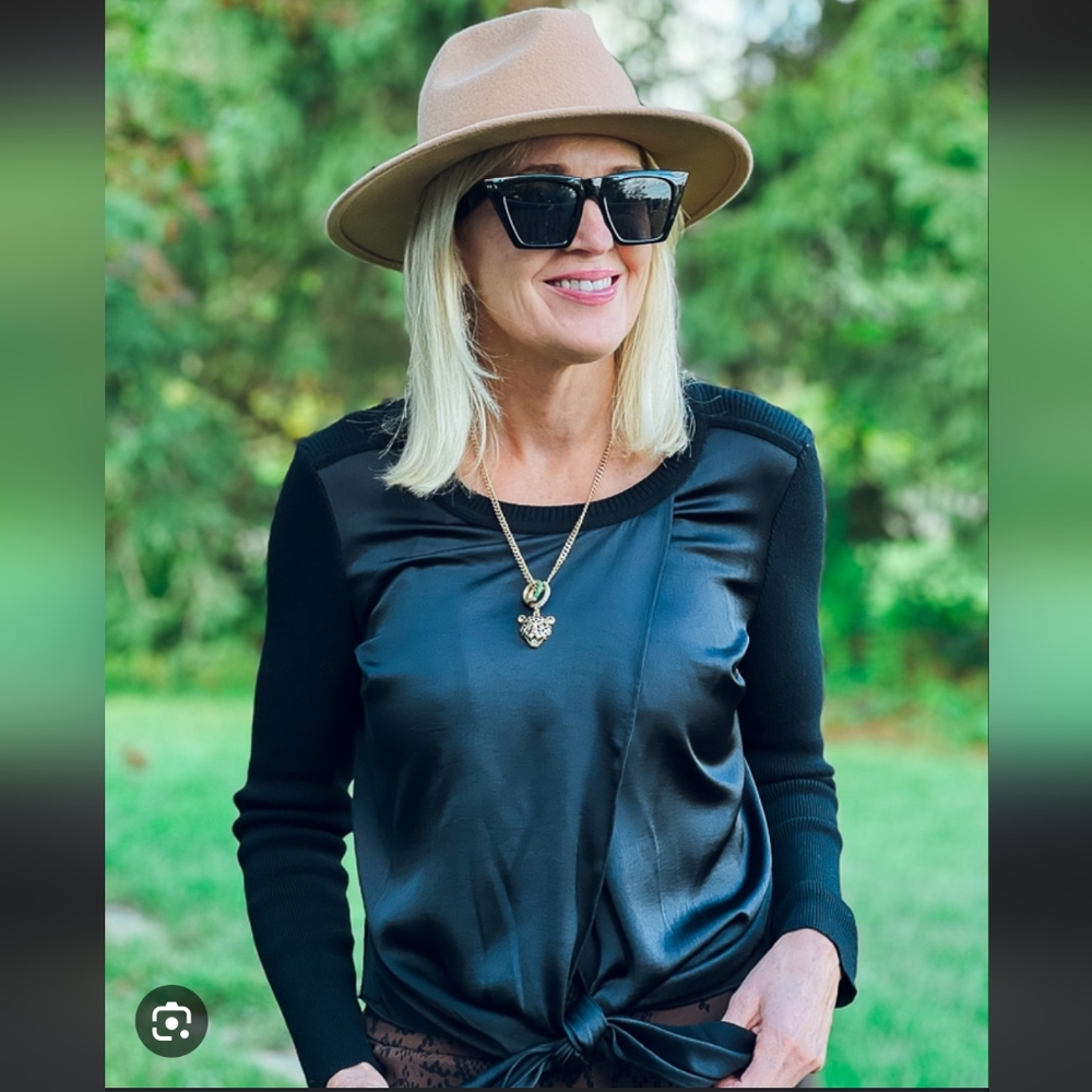 Cabi Crosstie Pullover